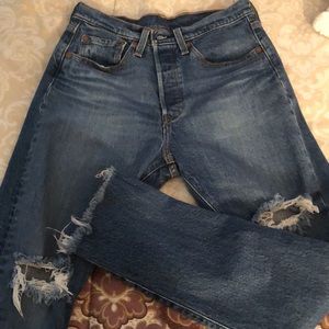 Levi skinny jeans